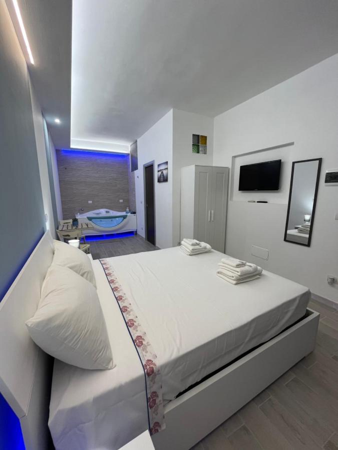 Blue Suite Mola di Bari Exteriör bild